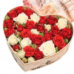 Букет с розами от интернет-магазина «Цветы»в Нижнекамске